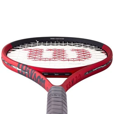 Wilson Clash 100 V2 Tennis Racquet 7 Wilson Clash 100 V2 Tennis Racquet - Image 7